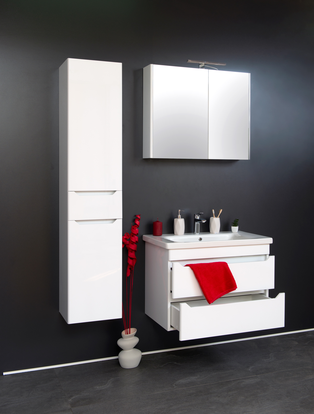 sharp 80 beli donji deo